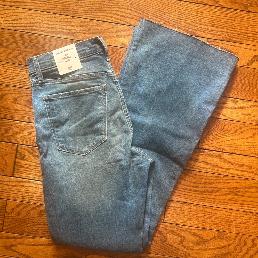NWT Lucky Brand Stevie High Rise Flare Jeans (size 8/29)